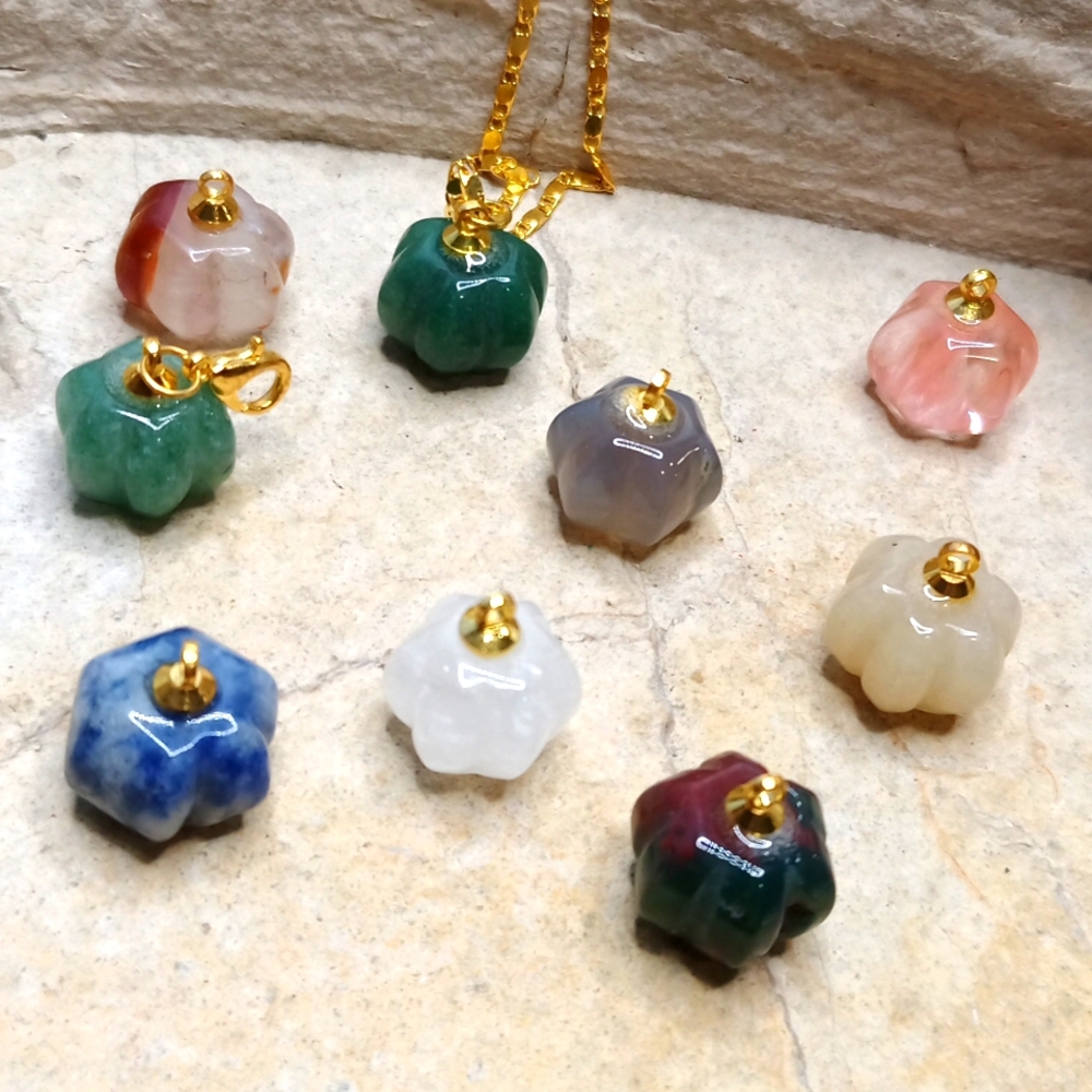 Agate Stone mini pumpkins charm necklace